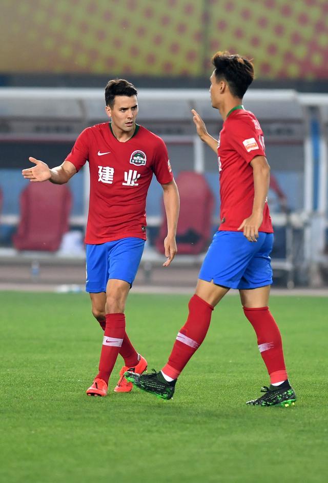 天津泰达主场不敌河南建业，遭遇两连败