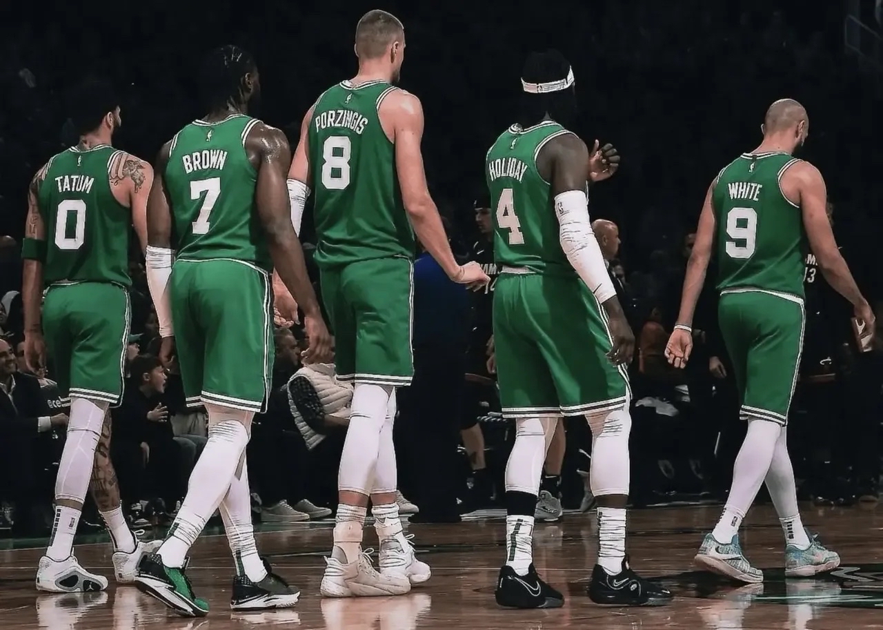 凯尔特人球员团队合作精神受赞扬