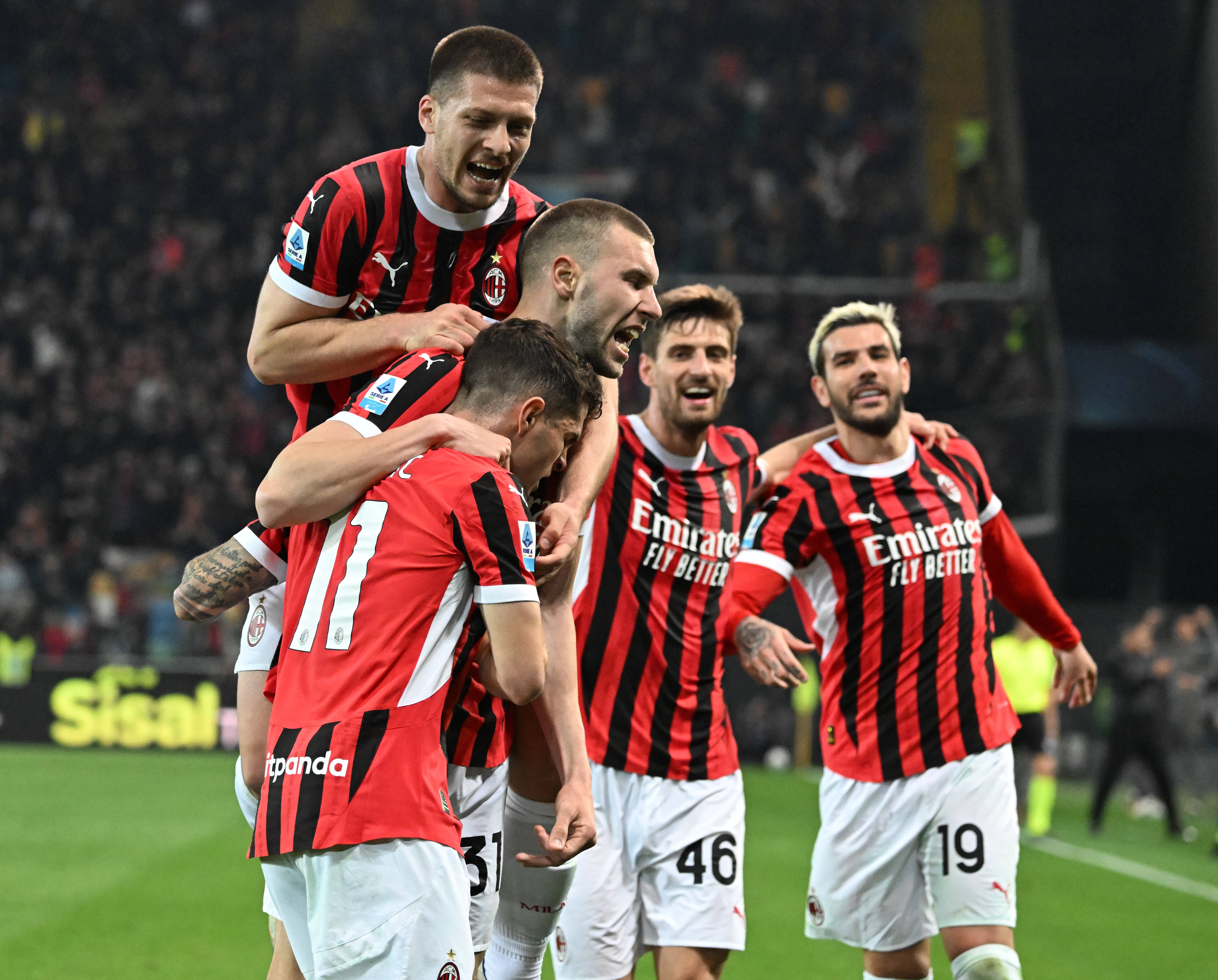 开云APP-包含意甲球队引进新外援，引发球迷讨论的词条