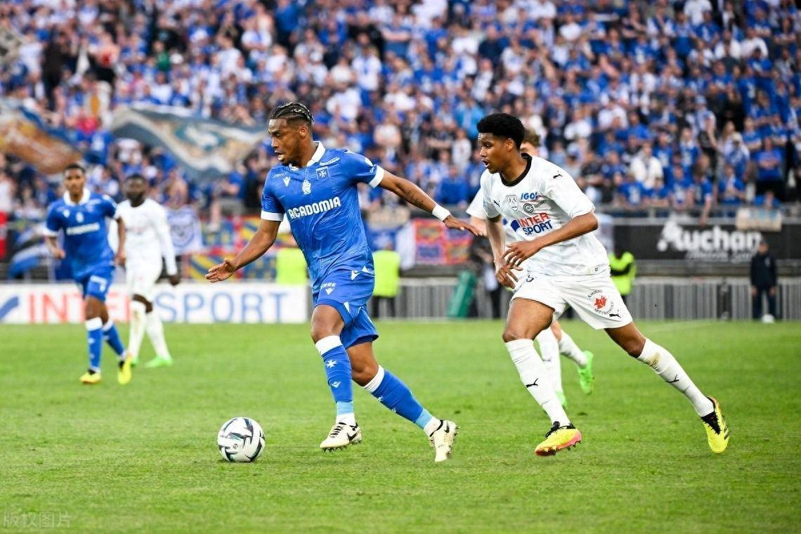 开云官网-特鲁瓦队在主场比赛中赢得胜利