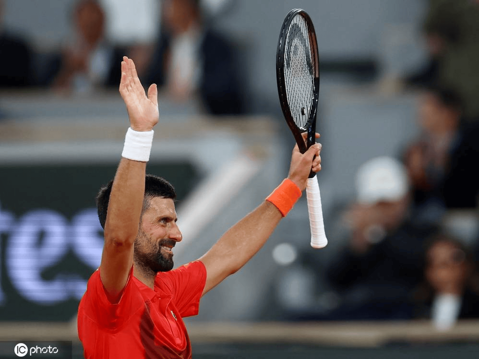 开云体育APP下载-法网碾压联合杯,德约科维奇带队取胜