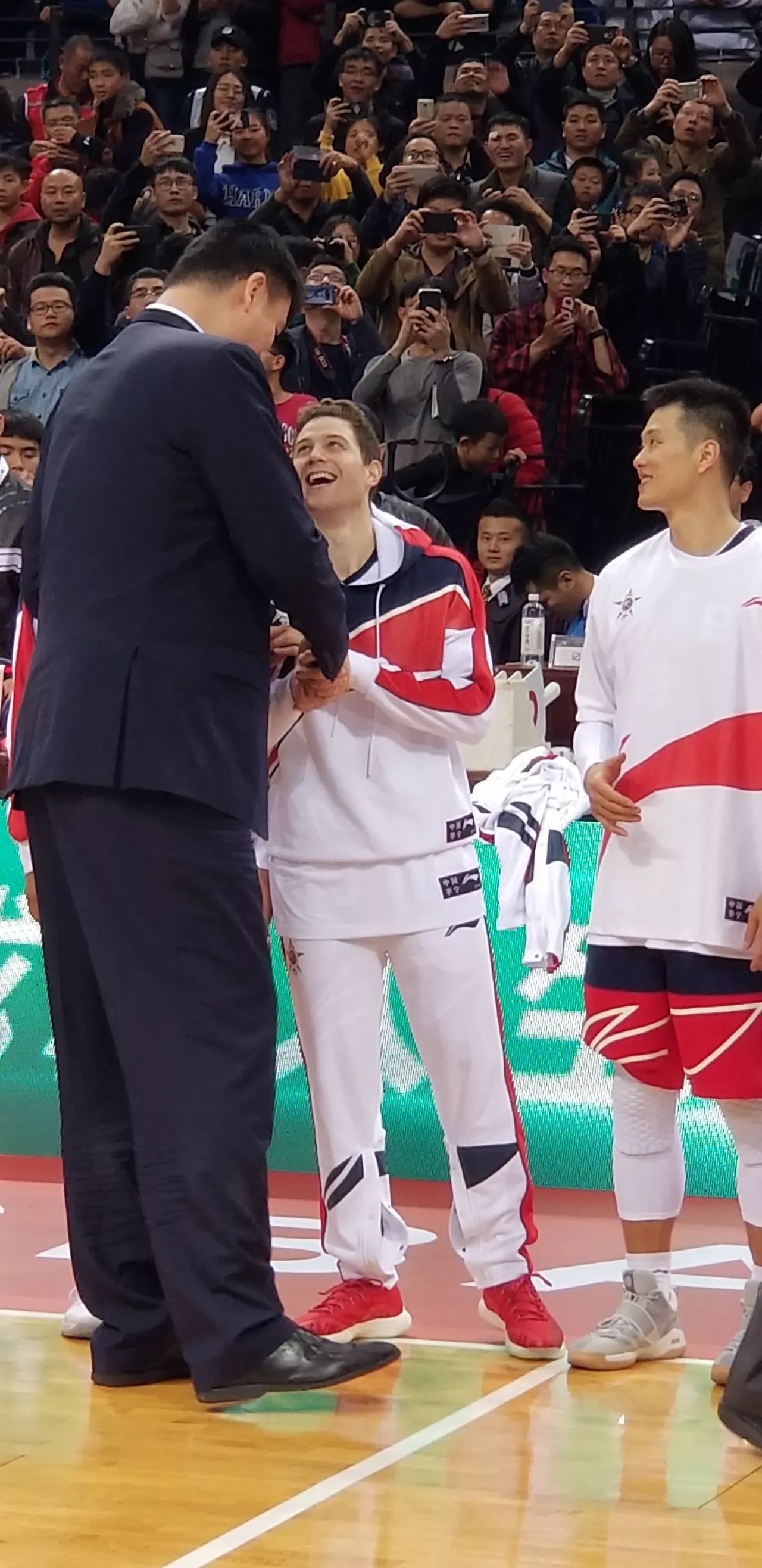 开云体育APP下载-魔术惨败灰熊，弗雷戴特独揽全队最高得分